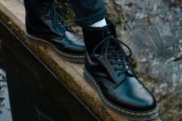 Dr-Martens-black