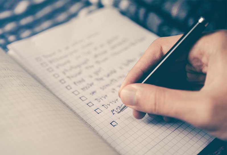 How to write an RFP for a DAM and Web-to-Print system: A 10- step guide